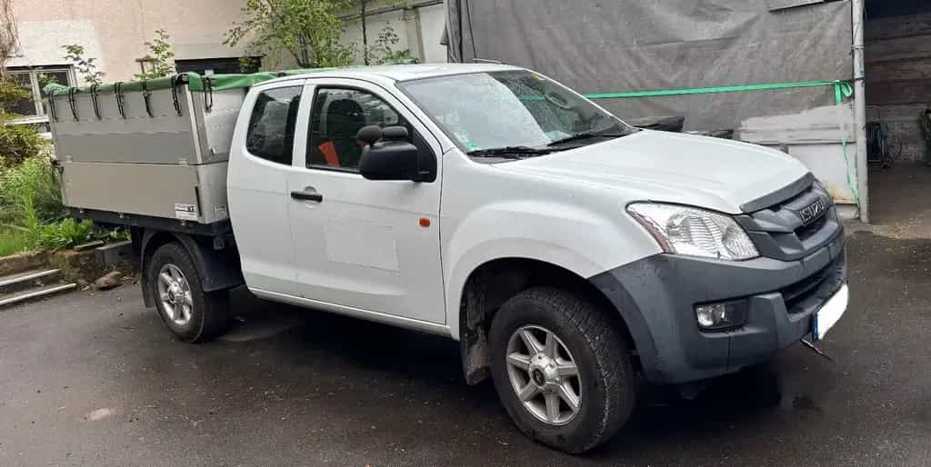 Isuzu D-Max 3-Seitenkipper 09/2013-photo-0