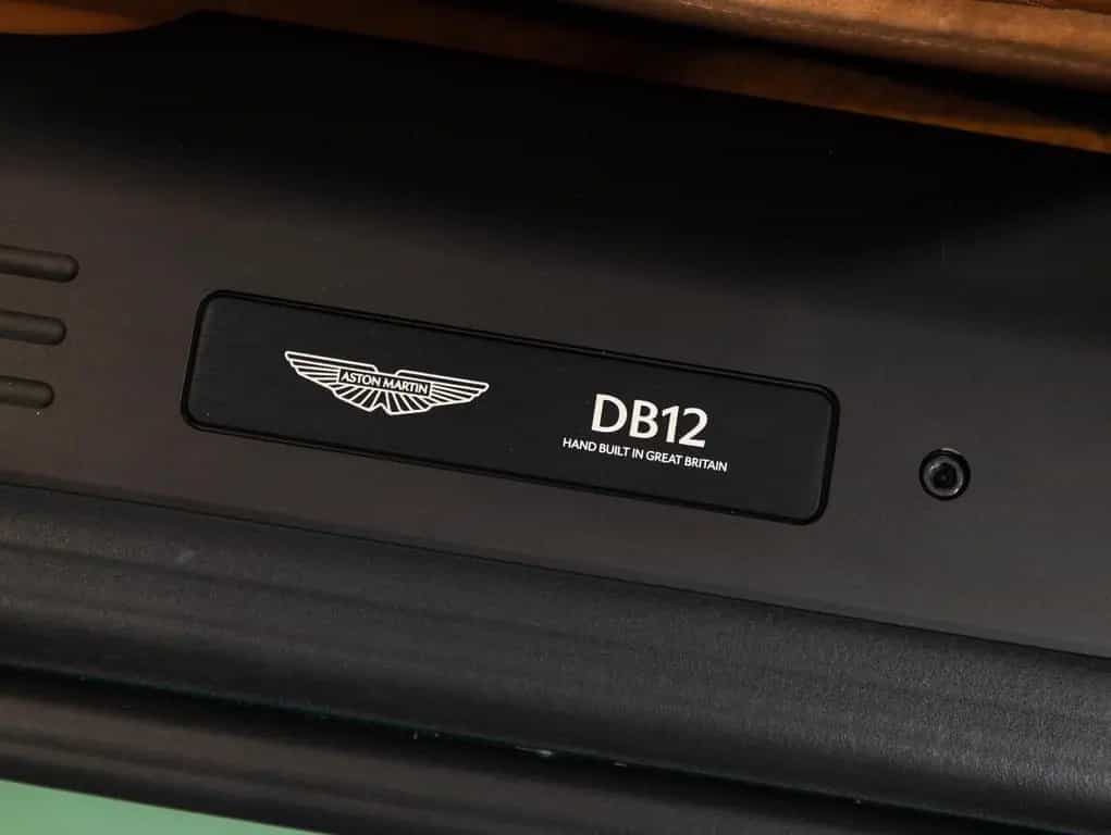 Aston Martin DB12 4.0 V8 null-photo-13