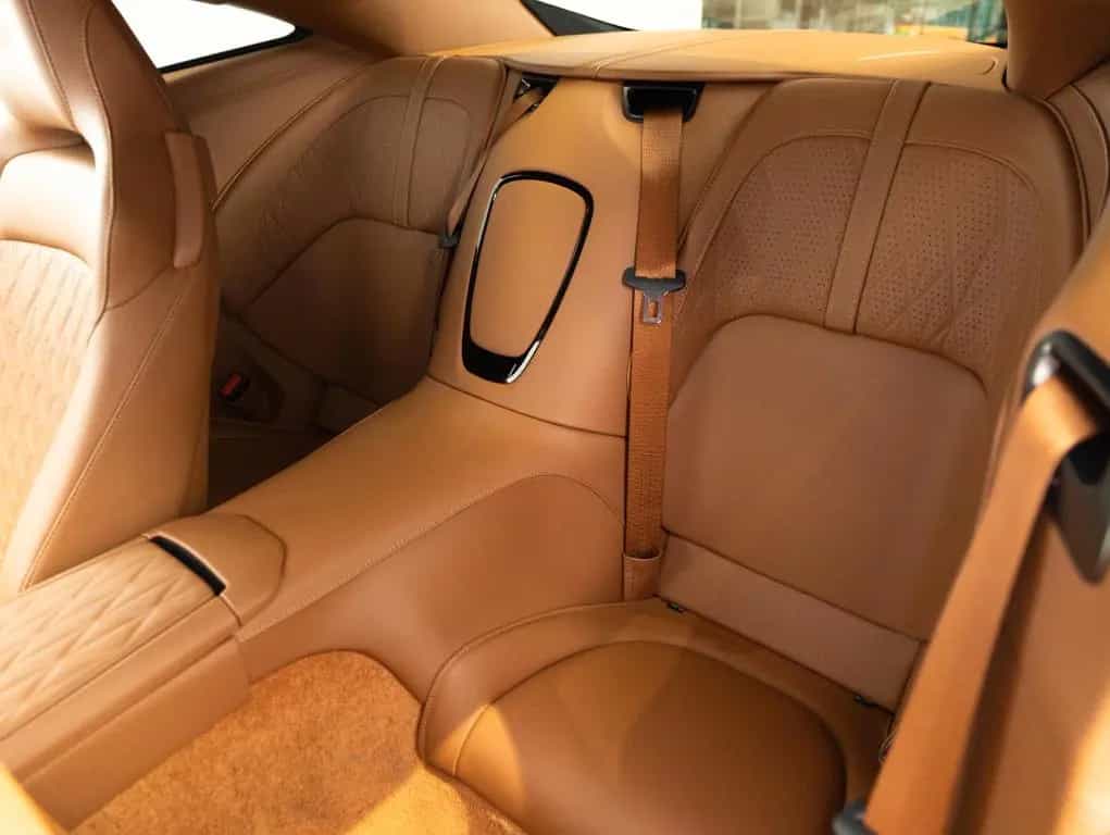 Aston Martin DB12 4.0 V8 null-photo-14