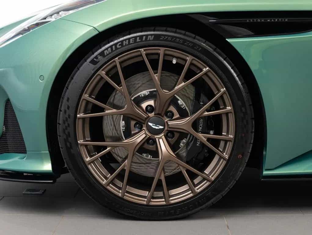Aston Martin DB12 4.0 V8 null-photo-15
