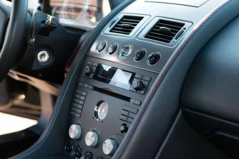 Aston Martin V8 Vantage N400 Coupe/gepflegt/Sommerfahrzeug 09/2008-photo-6