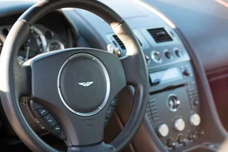 Aston Martin V8 Vantage N400 Coupe/gepflegt/Sommerfahrzeug 09/2008-photo-7