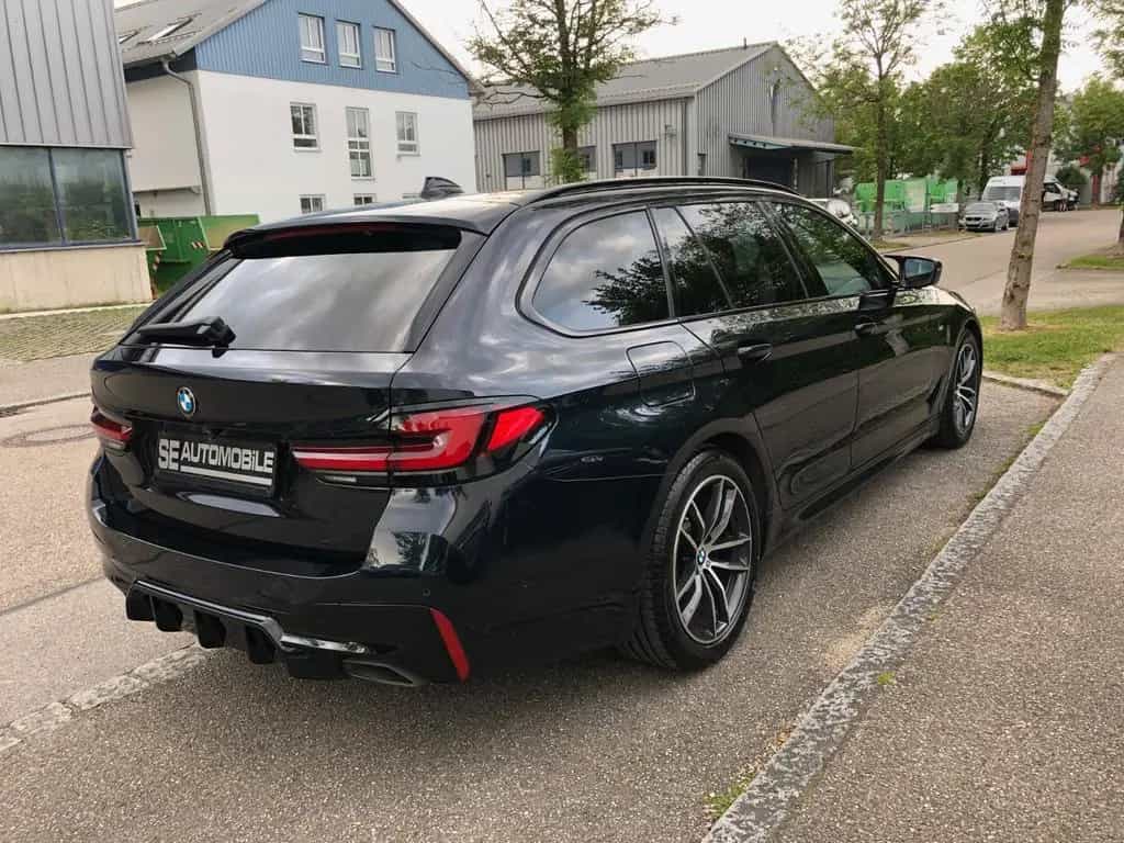 BMW 520 d Touring*M-SPORT*LEDER*PANO*PROFNAVI*LED*KLI 12/2022-photo-6