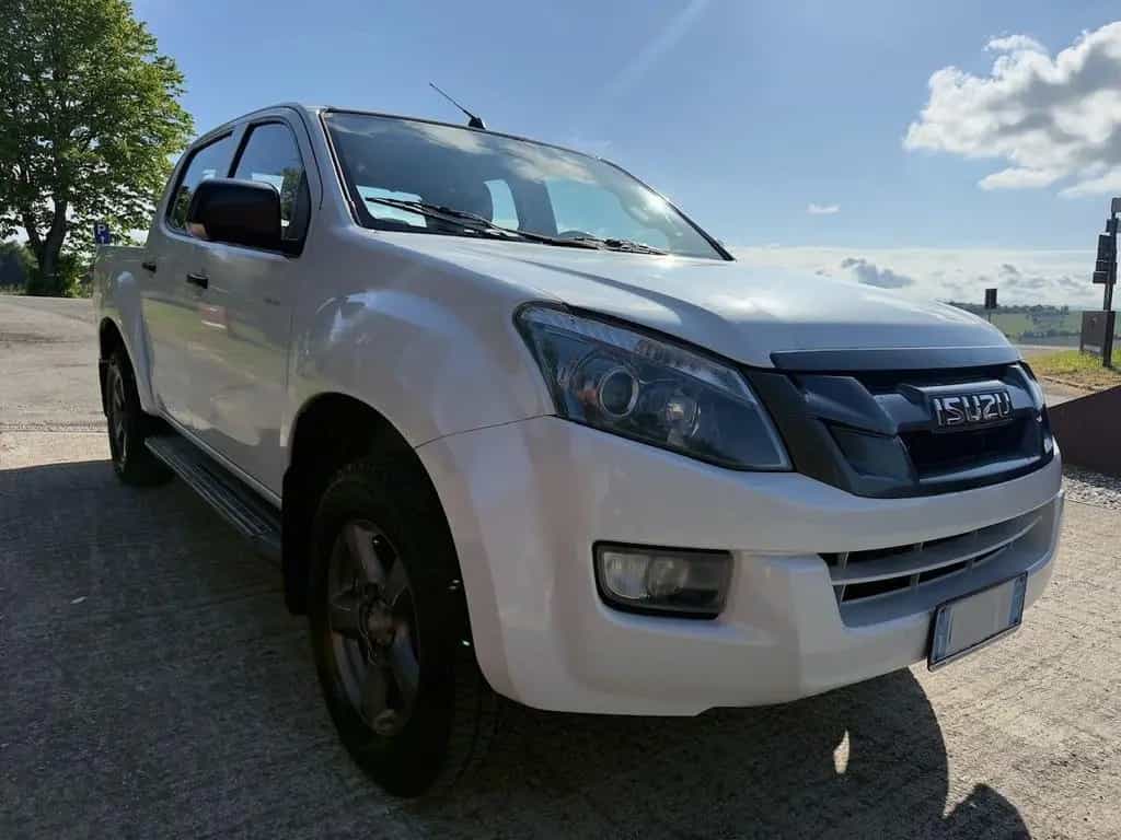 Isuzu D-Max 2.5 Crew Cab Quasar A/T 4WD 11/2016-photo-2