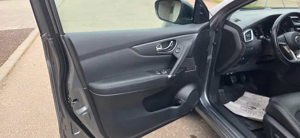 Nissan Qashqai Tekna * LED*360 CAM* Leder* 2.Hand 02/2020-photo-25