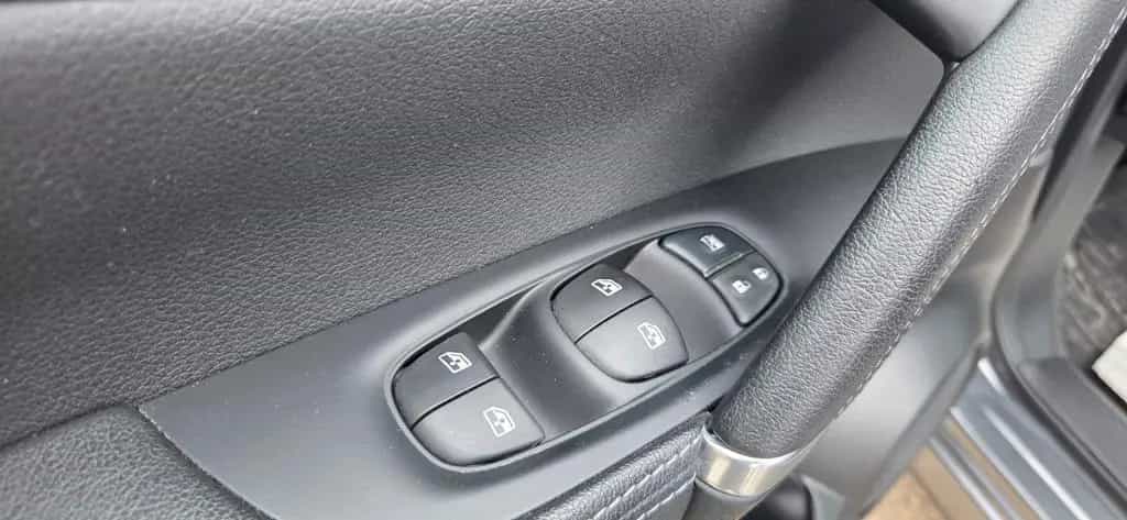 Nissan Qashqai Tekna * LED*360 CAM* Leder* 2.Hand 02/2020-photo-35