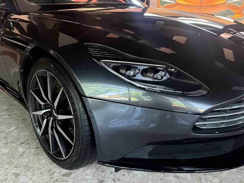 Aston Martin DB11 4.0 V8 Volante++TRAUM KFZ++ 10/2019-photo-2