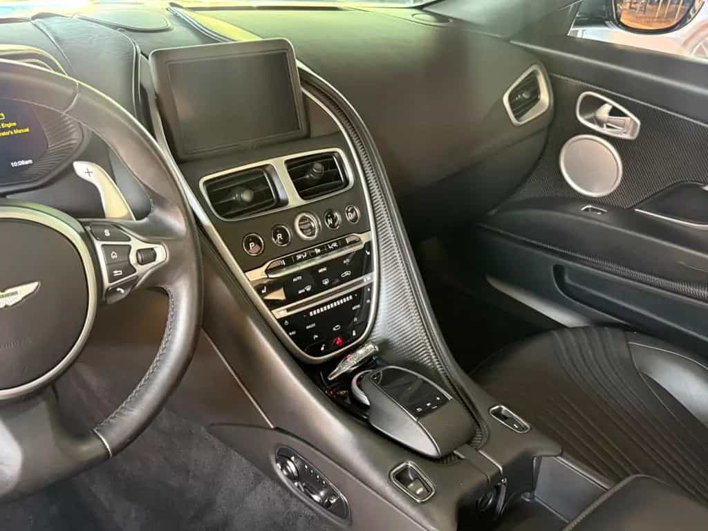 Aston Martin DB11 4.0 V8 Volante++TRAUM KFZ++ 10/2019-photo-20
