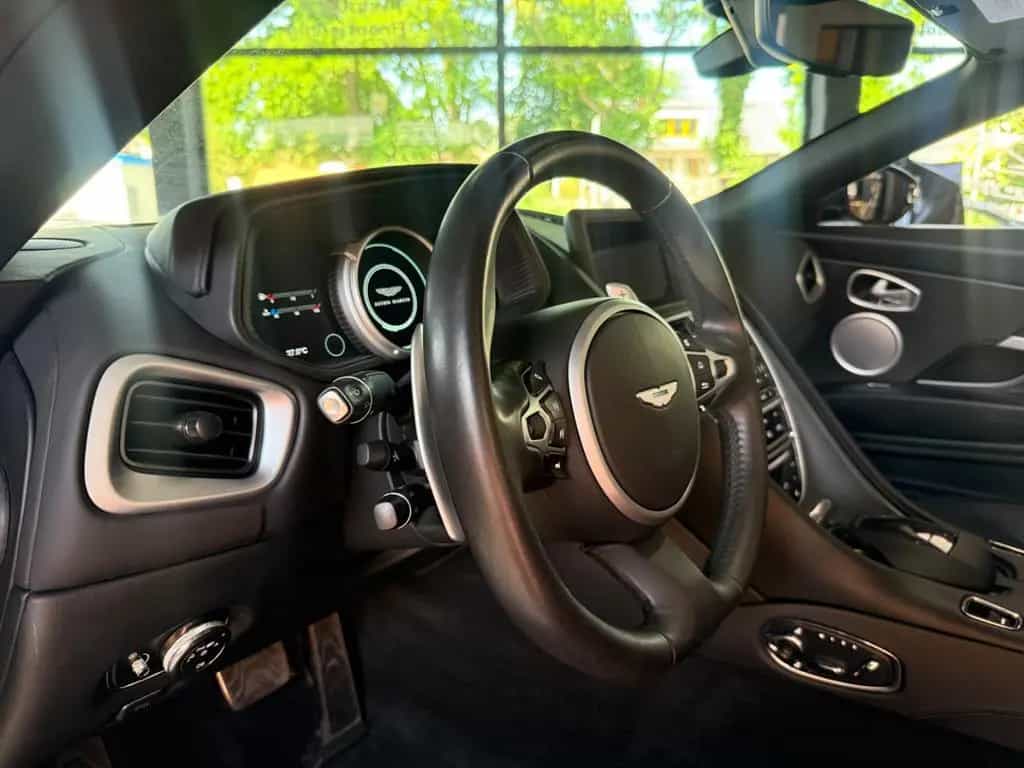 Aston Martin DB11 4.0 V8 Volante++TRAUM KFZ++ 10/2019-photo-23