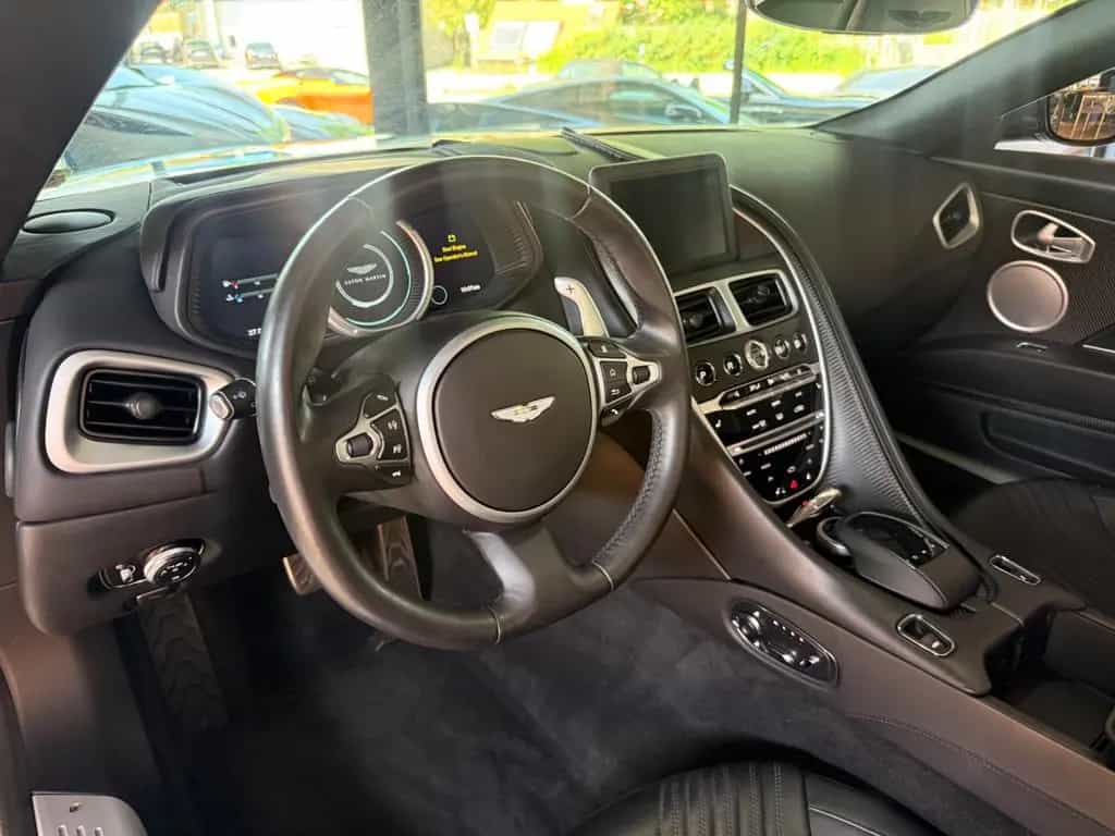 Aston Martin DB11 4.0 V8 Volante++TRAUM KFZ++ 10/2019-photo-24