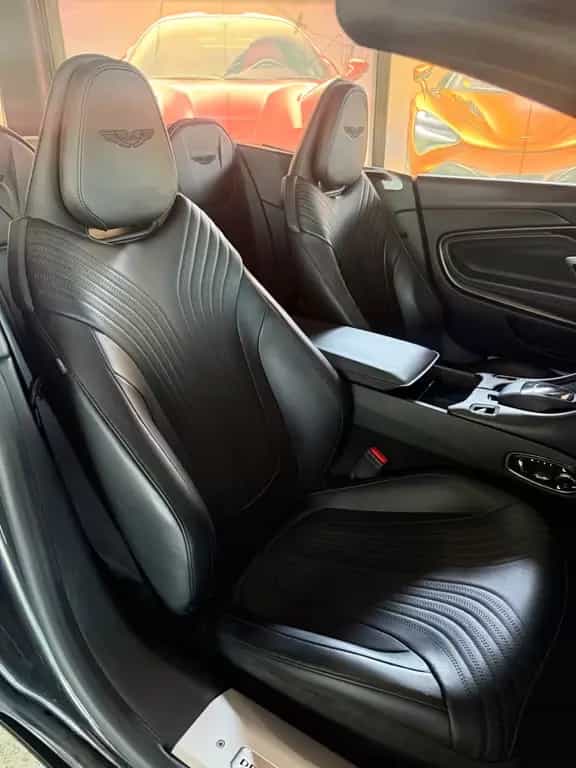Aston Martin DB11 4.0 V8 Volante++TRAUM KFZ++ 10/2019-photo-27