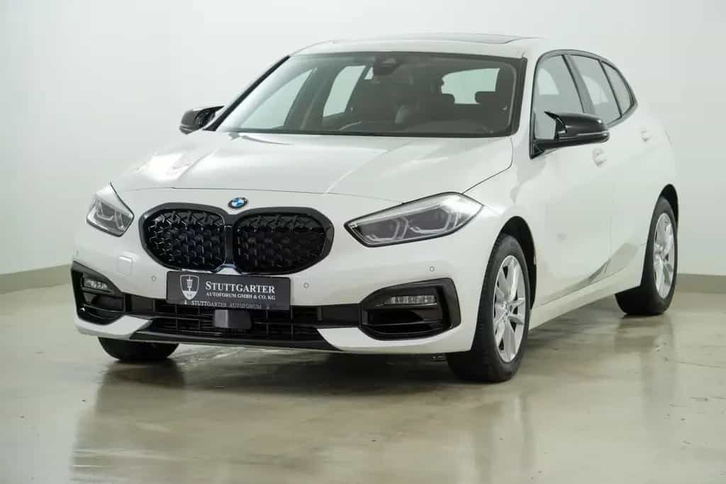 BMW 118 i Sport Line Pano Navi LED 11/2020-photo-2