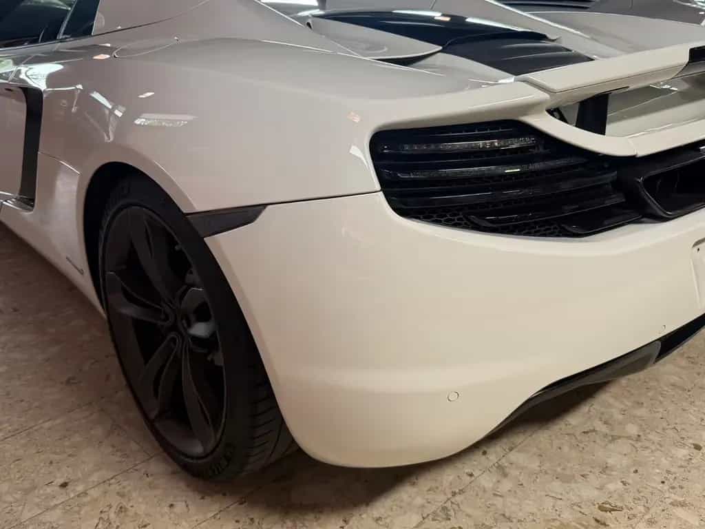 McLaren MP4-12C 3.8 V8++TRAUM KFZ++ 07/2013-photo-13