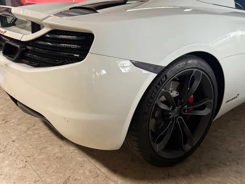 McLaren MP4-12C 3.8 V8++TRAUM KFZ++ 07/2013-photo-18