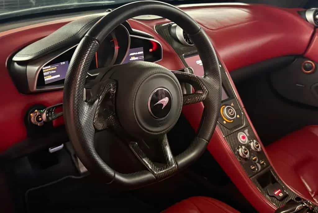 McLaren MP4-12C 3.8 V8++TRAUM KFZ++ 07/2013-photo-22