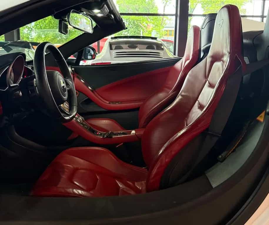 McLaren MP4-12C 3.8 V8++TRAUM KFZ++ 07/2013-photo-23