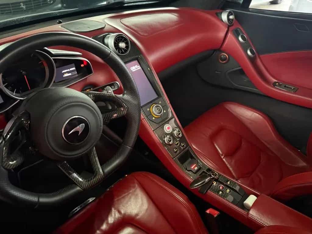 McLaren MP4-12C 3.8 V8++TRAUM KFZ++ 07/2013-photo-24