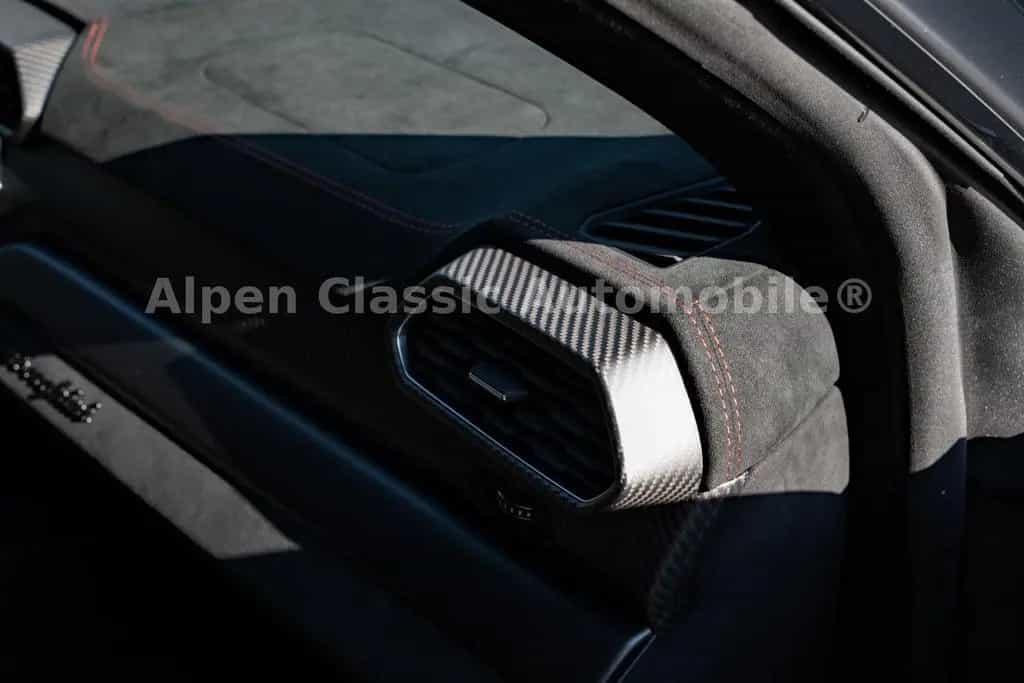 Lamborghini Urus Performante 23" Carbon, Nachtsicht, B&O 03/2023-photo-30
