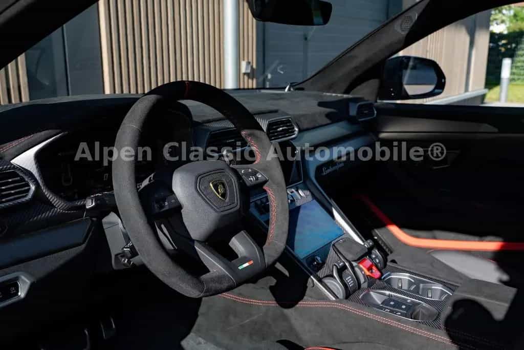 Lamborghini Urus Performante 23" Carbon, Nachtsicht, B&O 03/2023-photo-37