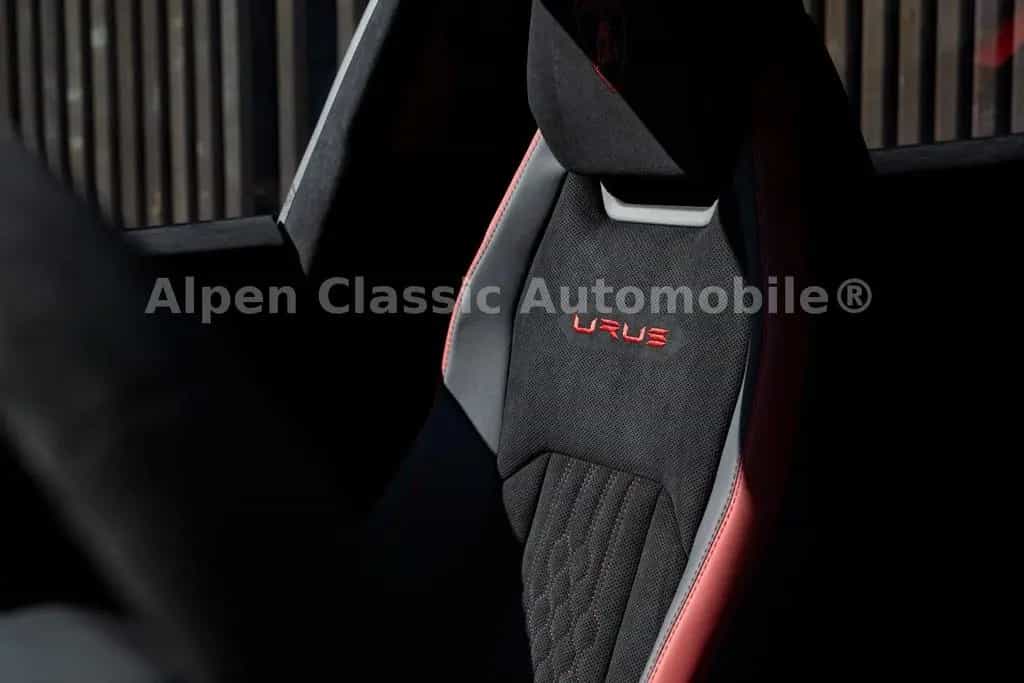Lamborghini Urus Performante 23" Carbon, Nachtsicht, B&O 03/2023-photo-40