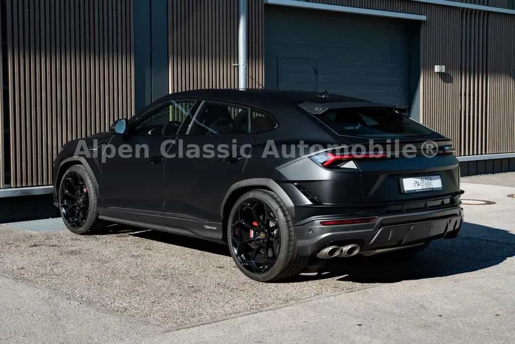 Lamborghini Urus Performante 23" Carbon, Nachtsicht, B&O 03/2023-photo-6
