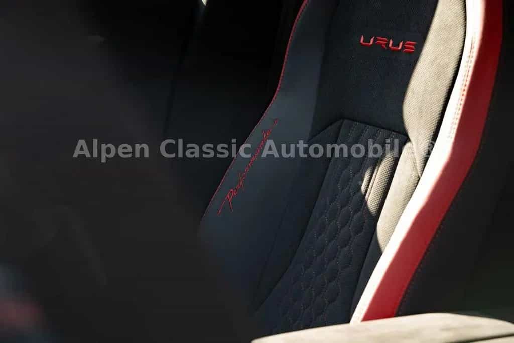 Lamborghini Urus Performante 23" Carbon, Nachtsicht, B&O 03/2023-photo-7