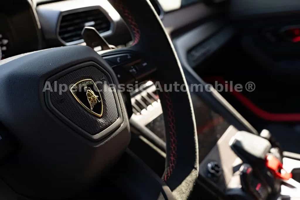 Lamborghini Urus Performante 23" Carbon, Nachtsicht, B&O 03/2023-photo-9
