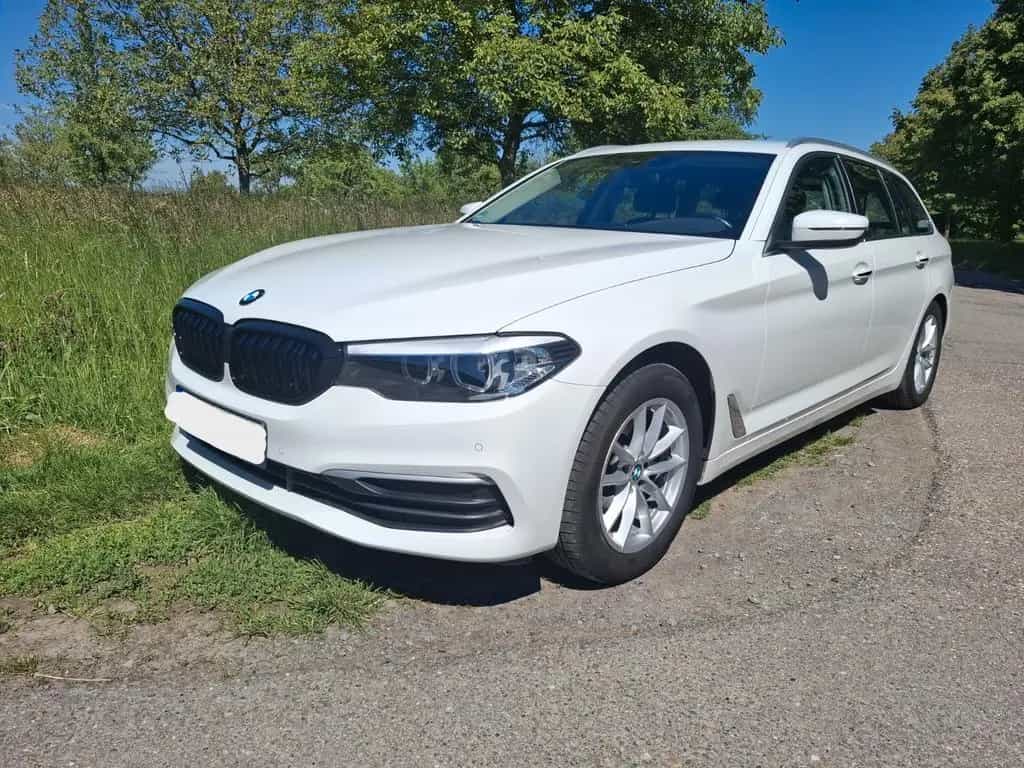 BMW 520 d T. lückenlos | AHK | Aufbereitet | Sound 11/2017-photo-3
