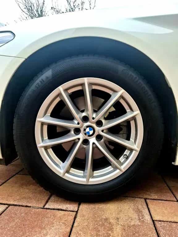 BMW 520 d T. lückenlos | AHK | Aufbereitet | Sound 11/2017-photo-9
