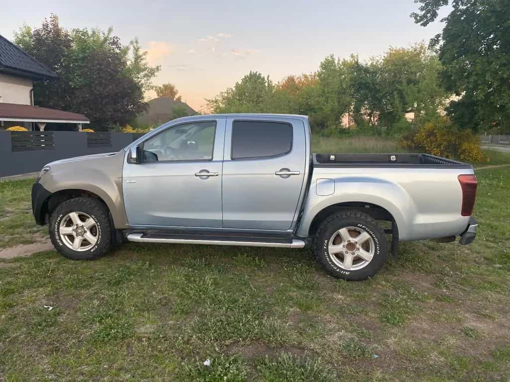 Isuzu D-Max Double Cab 4WD EDITION10 Premium 05/2016-photo-3