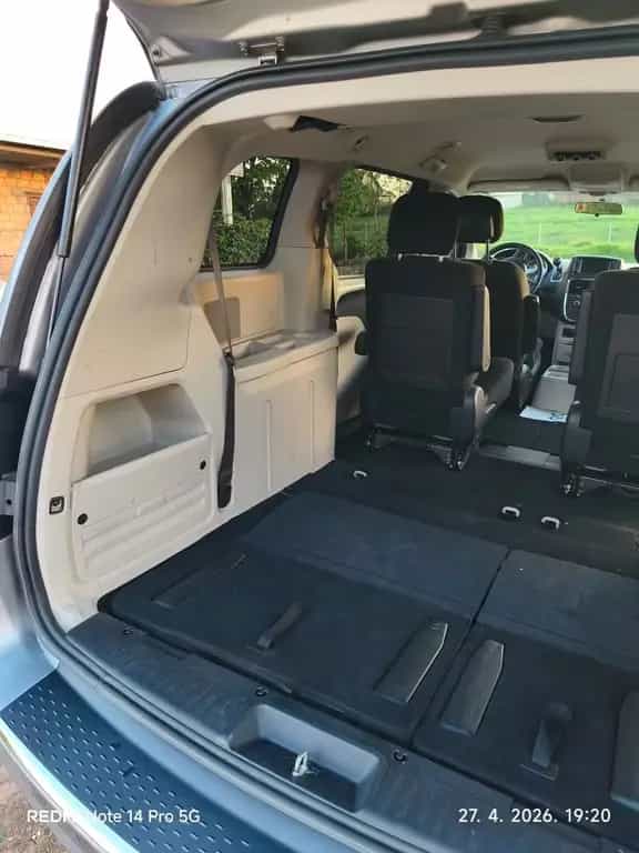 Dodge Grand Caravan 06/2016-photo-12