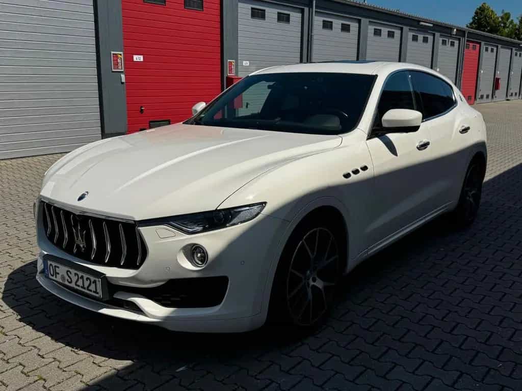 Maserati Levante SQ4 3.0 V6 Modena -Luxuriös, exklusiv! 10/2017-photo-2