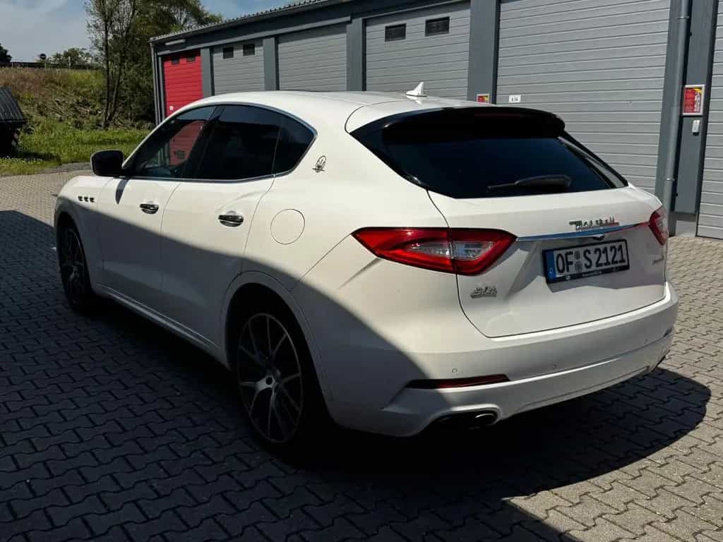 Maserati Levante SQ4 3.0 V6 Modena -Luxuriös, exklusiv! 10/2017-photo-4