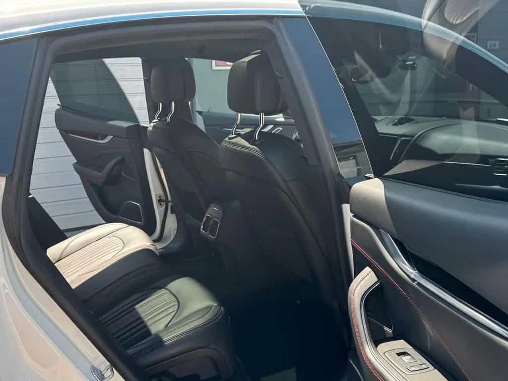 Maserati Levante SQ4 3.0 V6 Modena -Luxuriös, exklusiv! 10/2017-photo-8