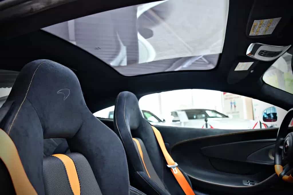 McLaren 570GT Coupe Dihedral | 4.618 km | Sammlerzustand 03/2017-photo-10