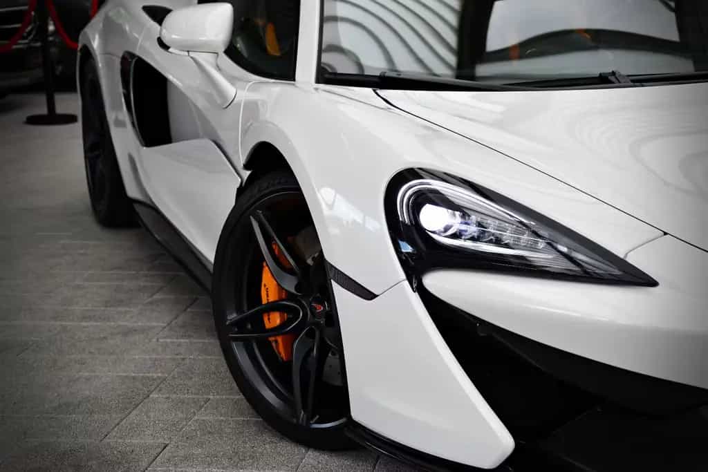 McLaren 570GT Coupe Dihedral | 4.618 km | Sammlerzustand 03/2017-photo-24