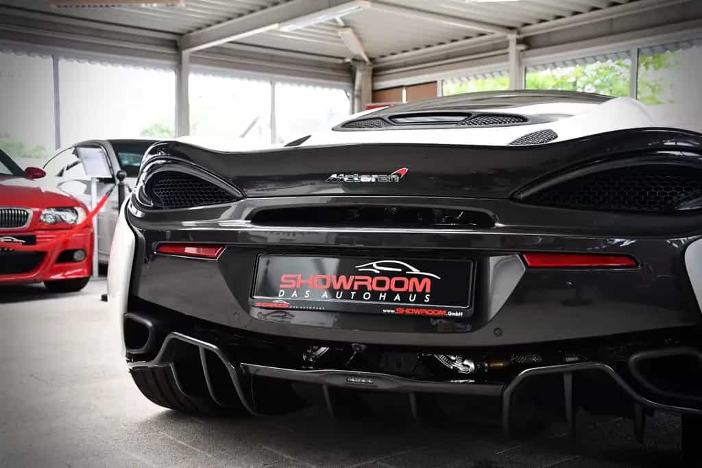 McLaren 570GT Coupe Dihedral | 4.618 km | Sammlerzustand 03/2017-photo-34