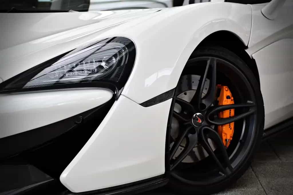 McLaren 570GT Coupe Dihedral | 4.618 km | Sammlerzustand 03/2017-photo-46
