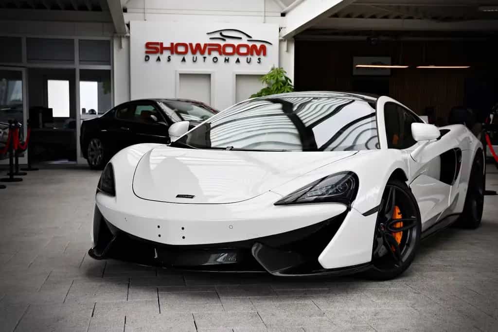 McLaren 570GT Coupe Dihedral | 4.618 km | Sammlerzustand 03/2017-photo-48