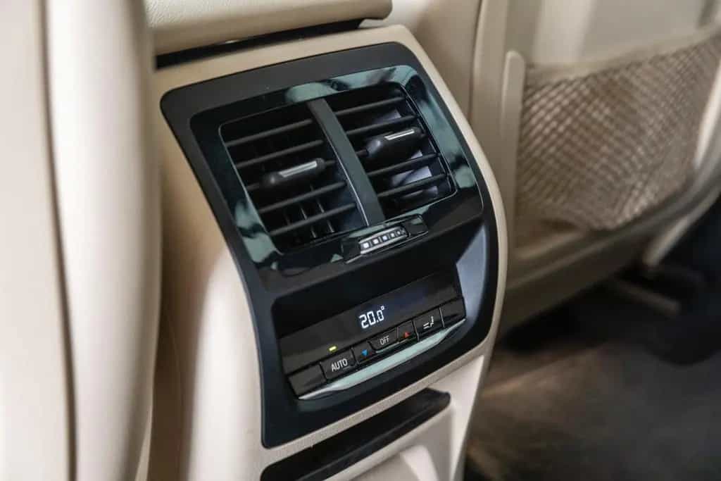 BMW X4 xDrive20d M-Sport*Scheckheft*Sitzbeluftung*Harma 10/2018-photo-38