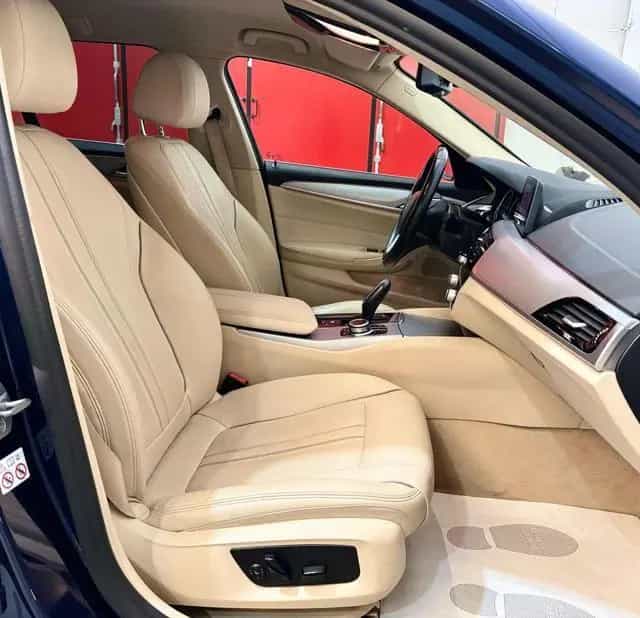 BMW 520 d aut. Touring luxury *TUTTA TAGLIANDATA 11/2019-photo-13