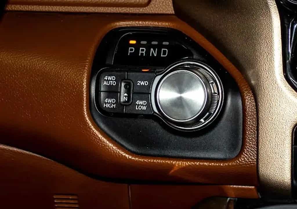 Dodge RAM CLEAN CARFAX*LARAMIE*RAMBOX*GARANTI*PANO*AHK*PDC 12/2021-photo-13