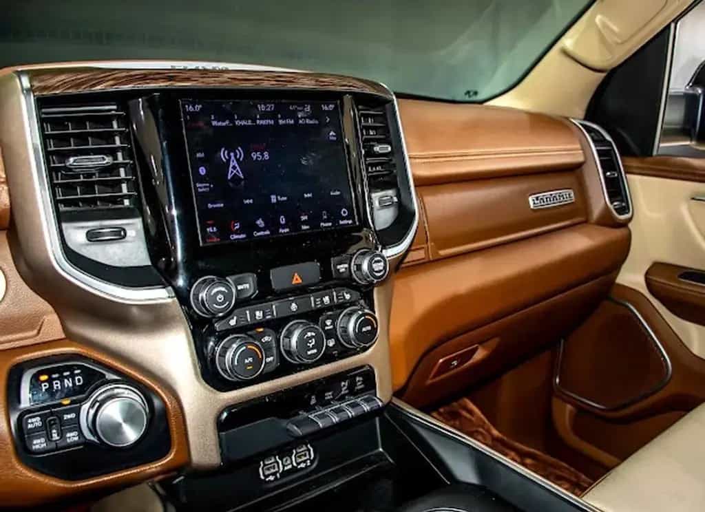 Dodge RAM CLEAN CARFAX*LARAMIE*RAMBOX*GARANTI*PANO*AHK*PDC 12/2021-photo-15