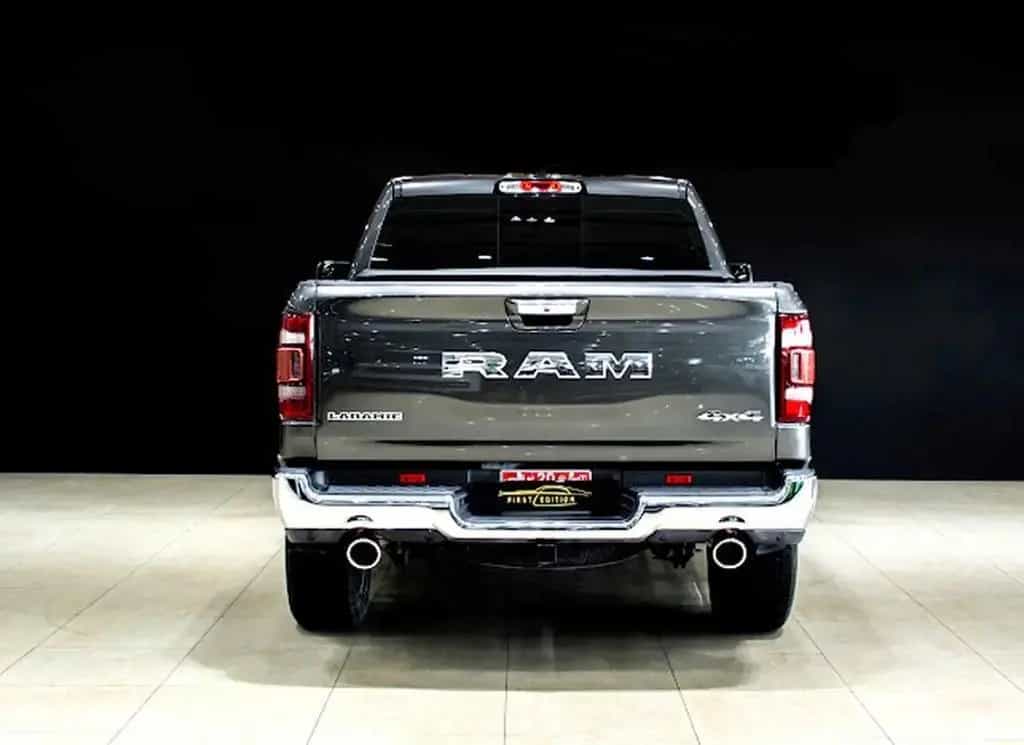 Dodge RAM CLEAN CARFAX*LARAMIE*RAMBOX*GARANTI*PANO*AHK*PDC 12/2021-photo-3