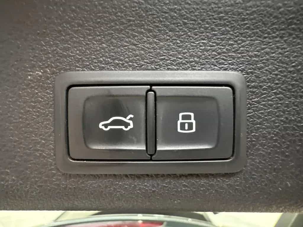 Audi A6 Avant 40 TDI Sport NAV+LED+ACC+18ZOLL+1HD+PP 05/2021-photo-6