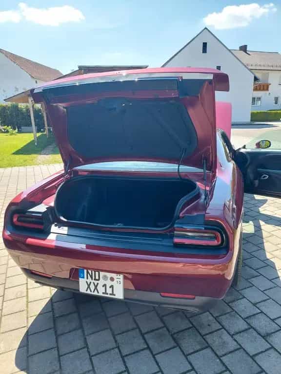 Dodge Challenger HU neu 5000km 5.7l V8 unfallfrei 03/2023-photo-10