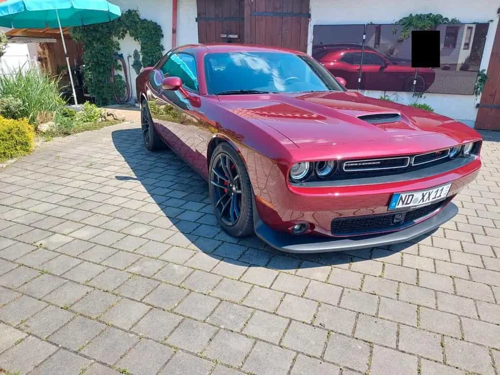 Dodge Challenger HU neu 5000km 5.7l V8 unfallfrei 03/2023-photo-2