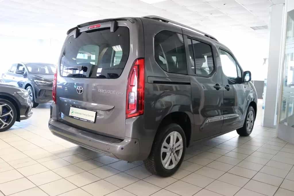Toyota Proace (Verso) Proace City Verso L1 AHK Kamera 7Sitzer PDC DAB+ 03/2022-photo-10