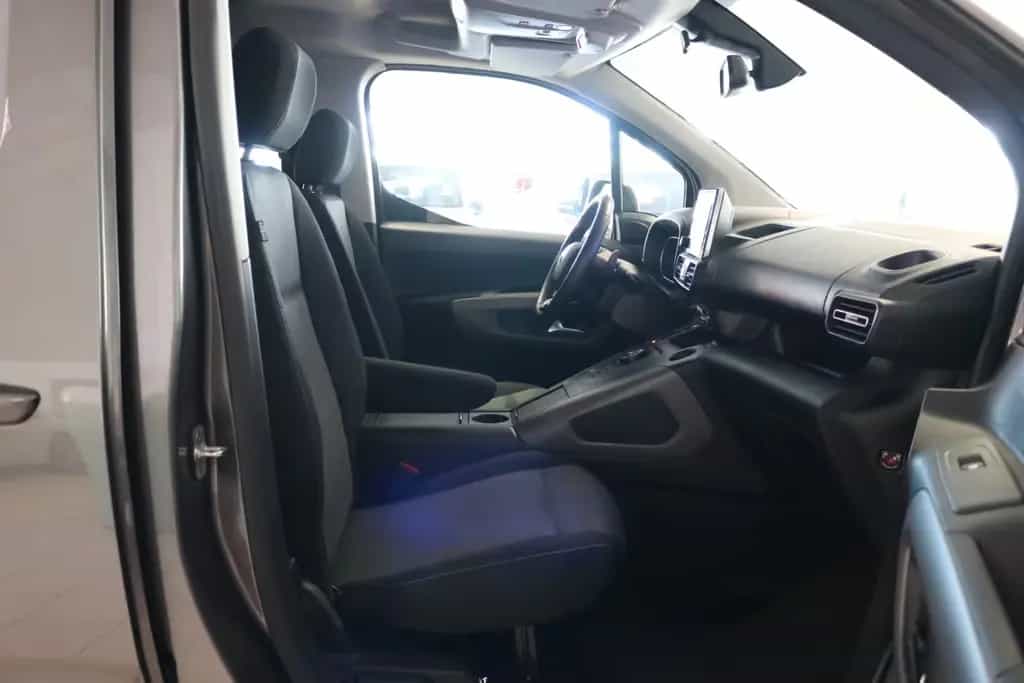 Toyota Proace (Verso) Proace City Verso L1 AHK Kamera 7Sitzer PDC DAB+ 03/2022-photo-29