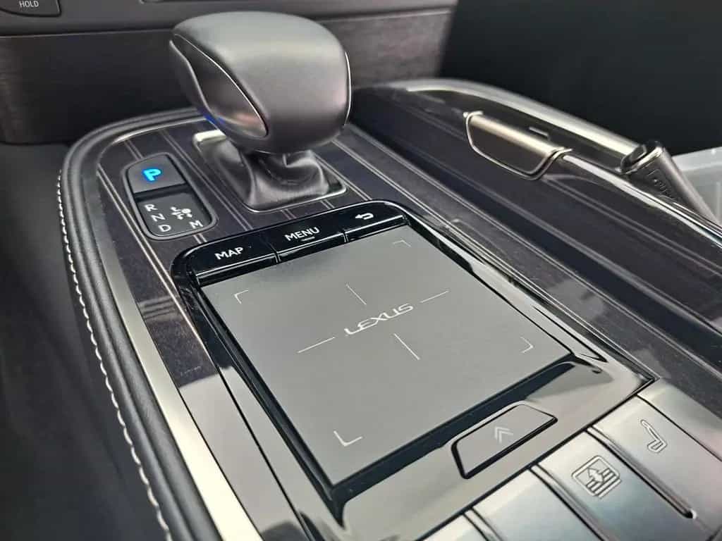 Lexus LS 500 Top gepflegte Limousine* zuverlässig 09/2018-photo-19